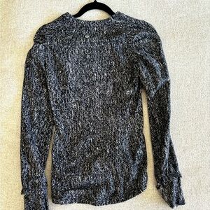 Lululemon black and gray speckled long sleeve size 6